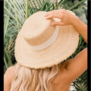 Pink lily follow the sun rays hat